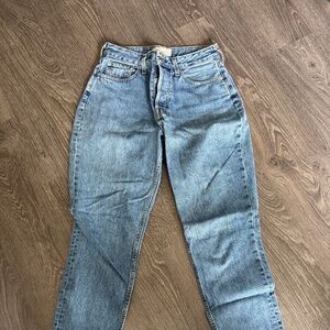 Everlane The Curvy ‘90s Cheeky Straight Jeans - Size 28 Regular